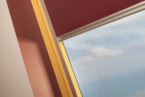 FAKRO introducerer en opgraderet serie af indvendige og udvendige solafskærmningsløsninger